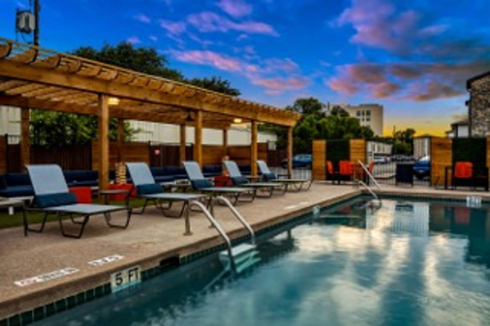 Austin Apartment: 5200 N Lamar Boulevard