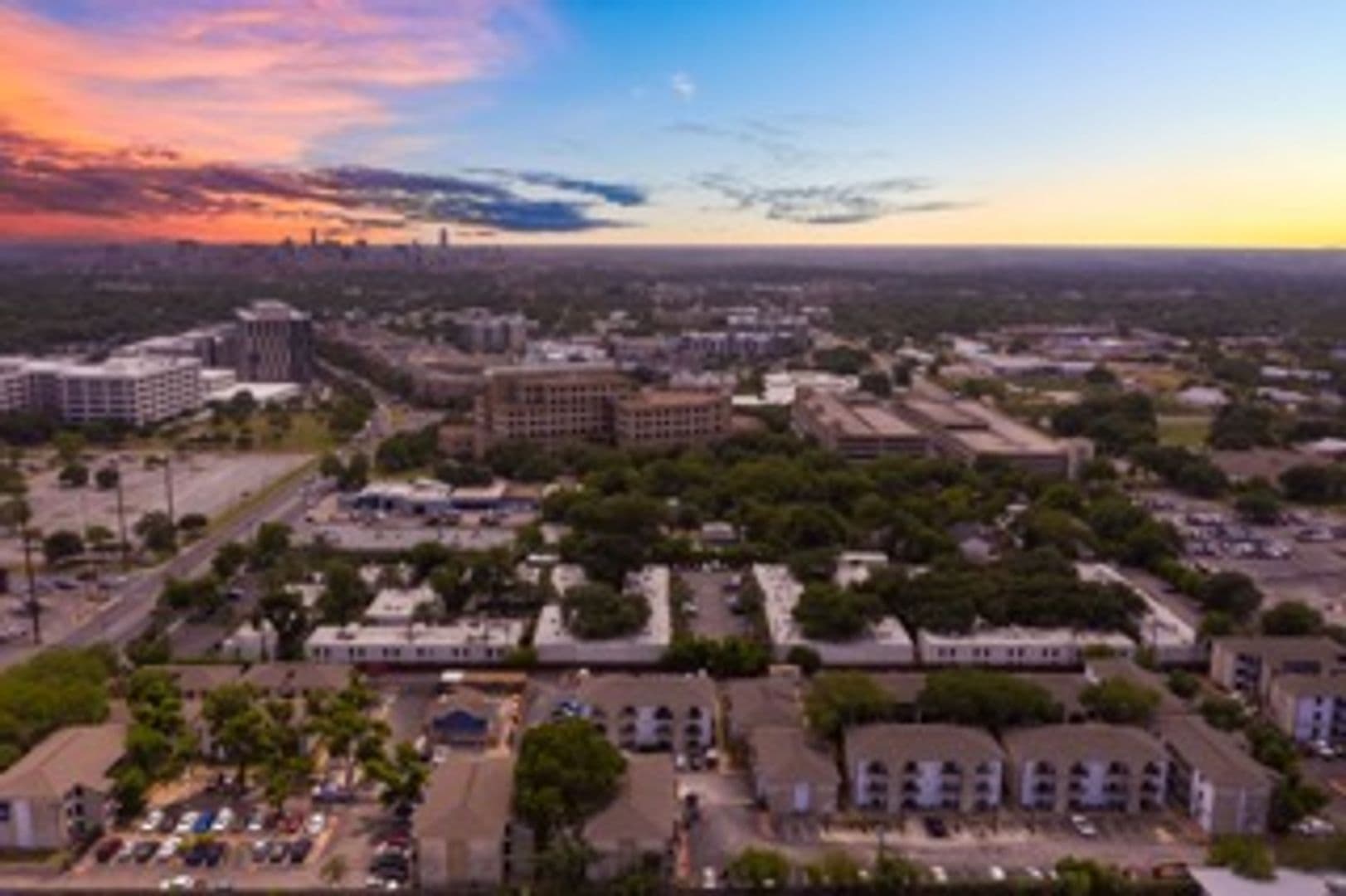 Austin Apartment: 5200 N Lamar Boulevard