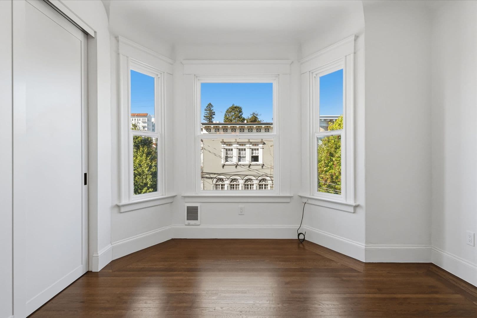 San Francisco Apartment: 251 San Jose Avenue