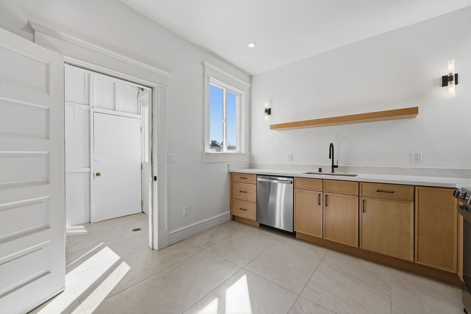 San Francisco Apartment: 251 San Jose Avenue