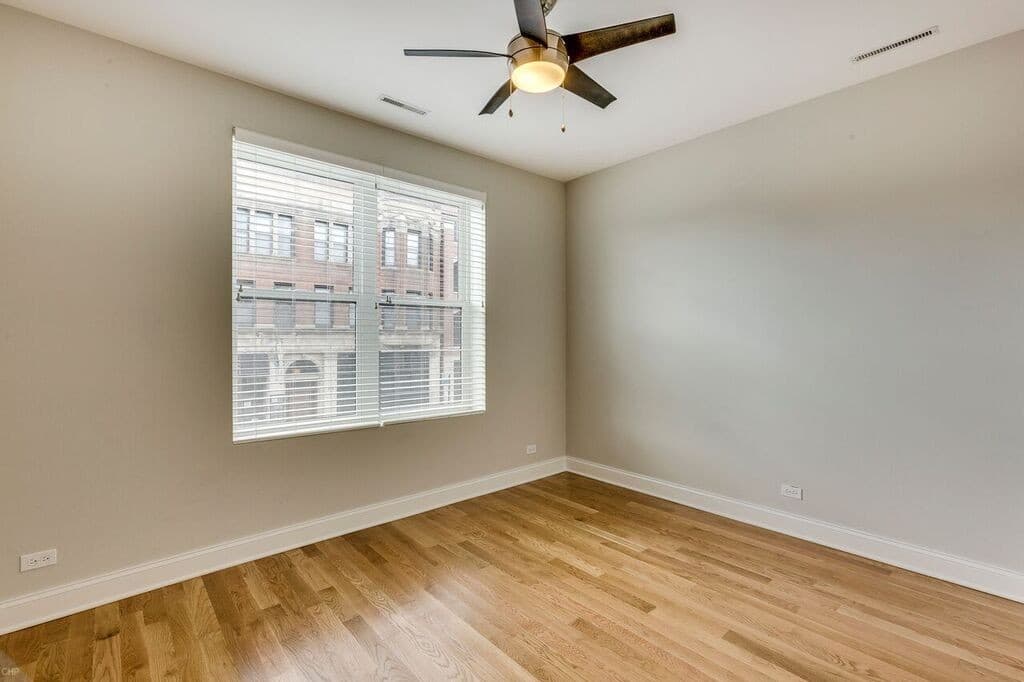 Chicago Apartment: 2603-11 N Halsted - 2603-11 N Halsted Chicago IL. 60614
