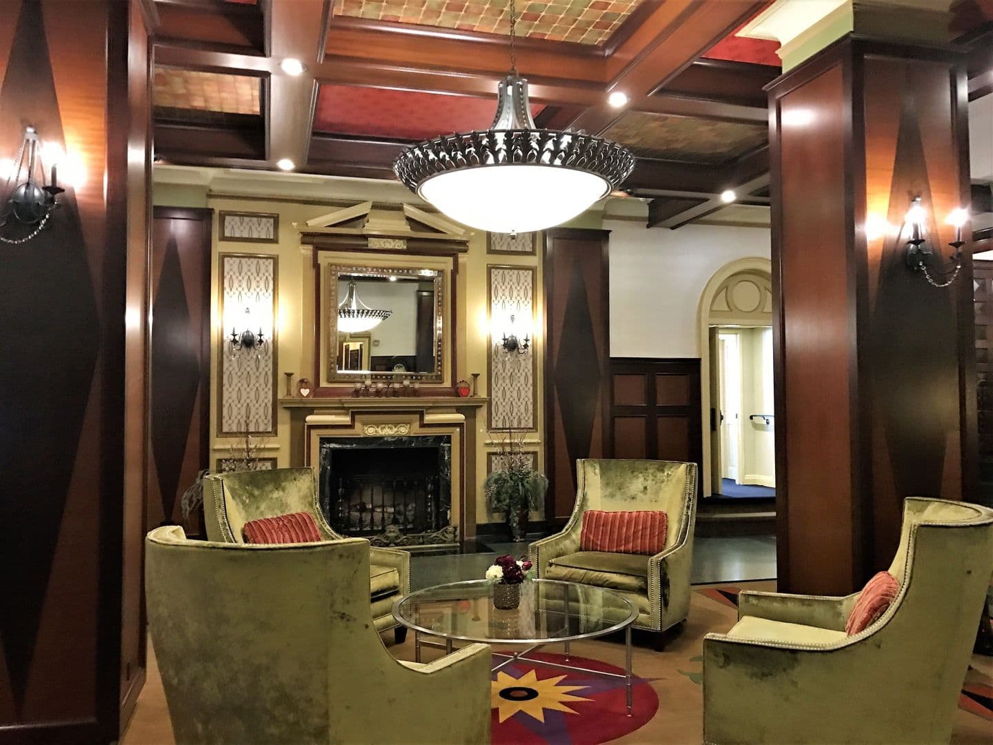 Oak Park Apartment: 1110 Pleasant Street