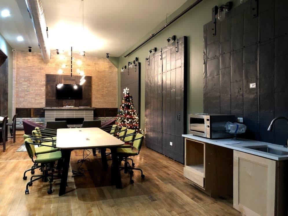 Chicago Apartment: 1432 W 21st St