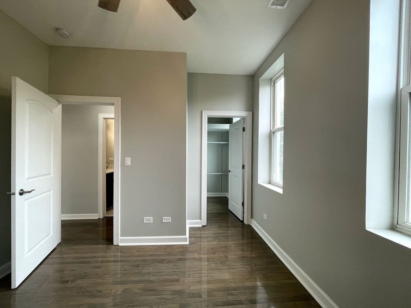 Chicago Apartment: 1733 W 19th Street