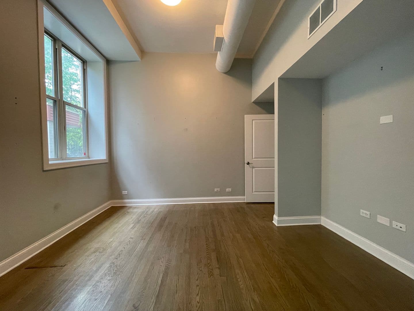 Chicago Apartment: 2315 W Huron St