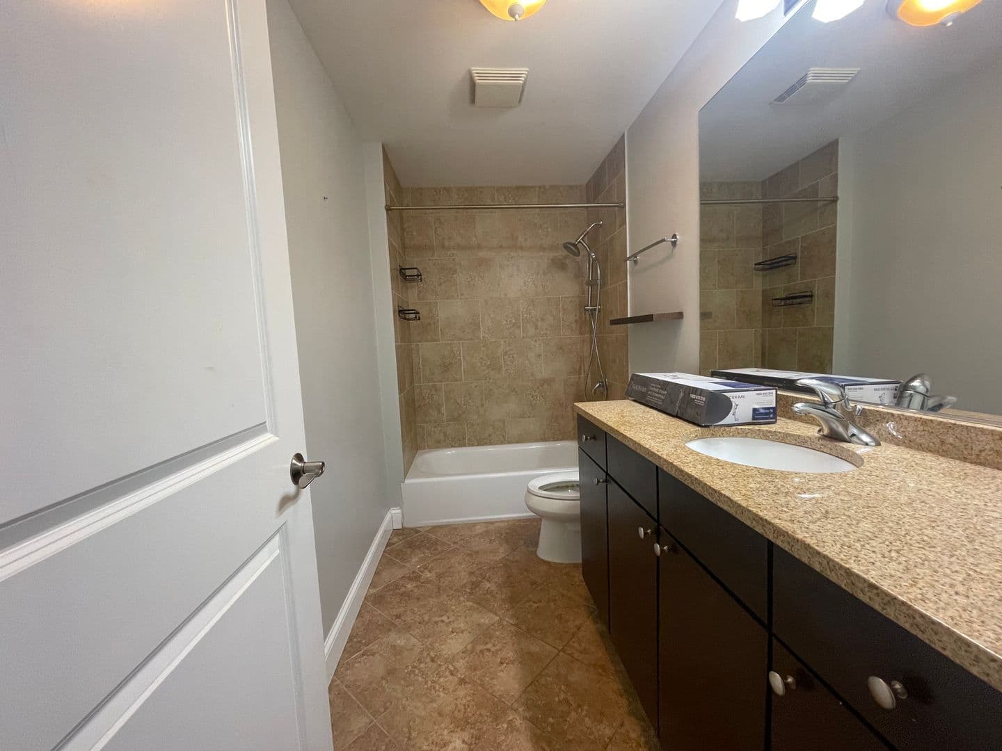 Chicago Apartment: 2315 W Huron St