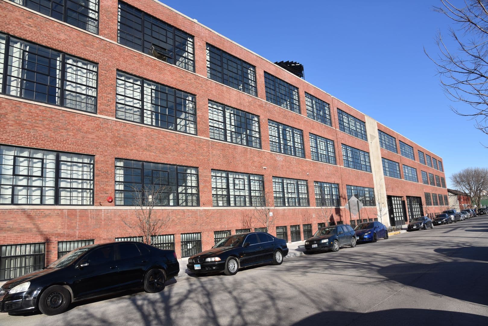 Chicago Apartment: 1432 W 21st St