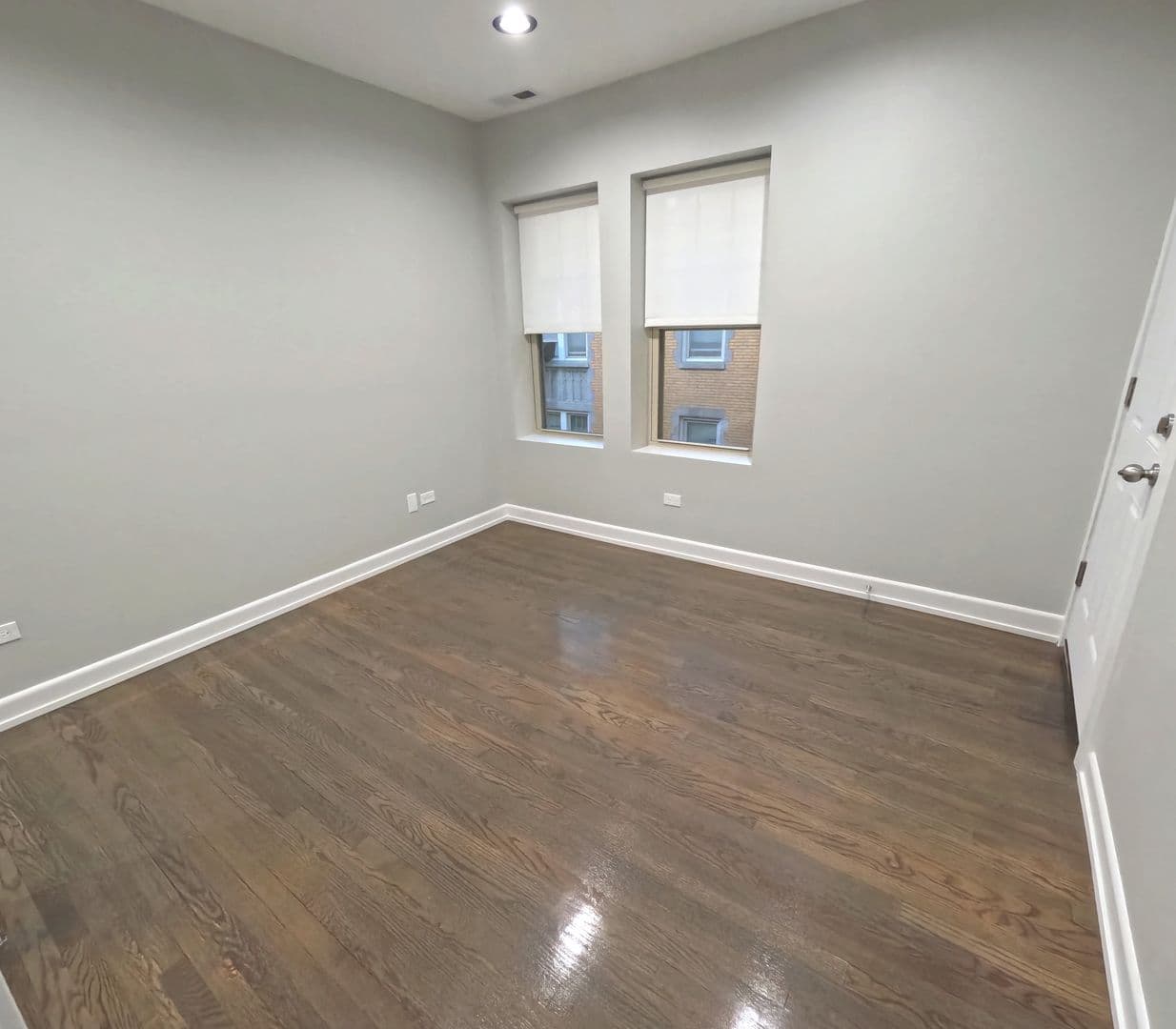 Oak Park Apartment: 230-238  S. Maple Ave