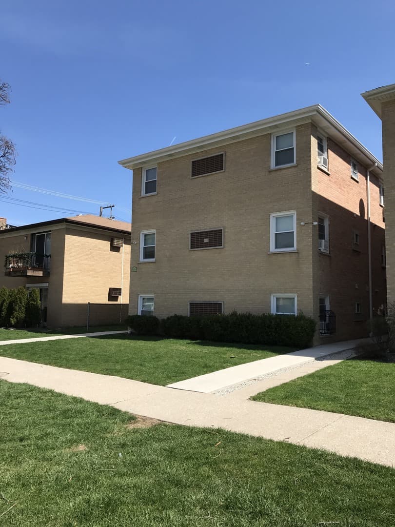 Forest Park Apartment: 420 Marengo Ave.
