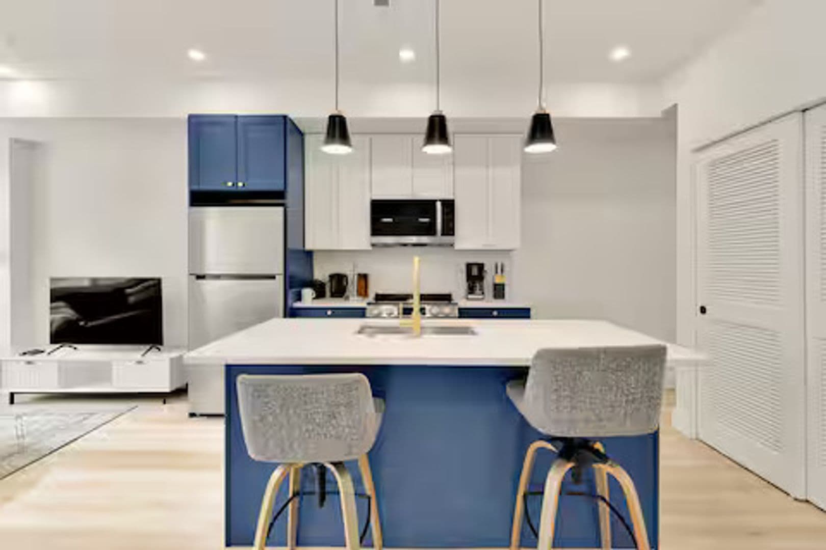 Washington Apartment: 1630 K Street, NE - Unit 3