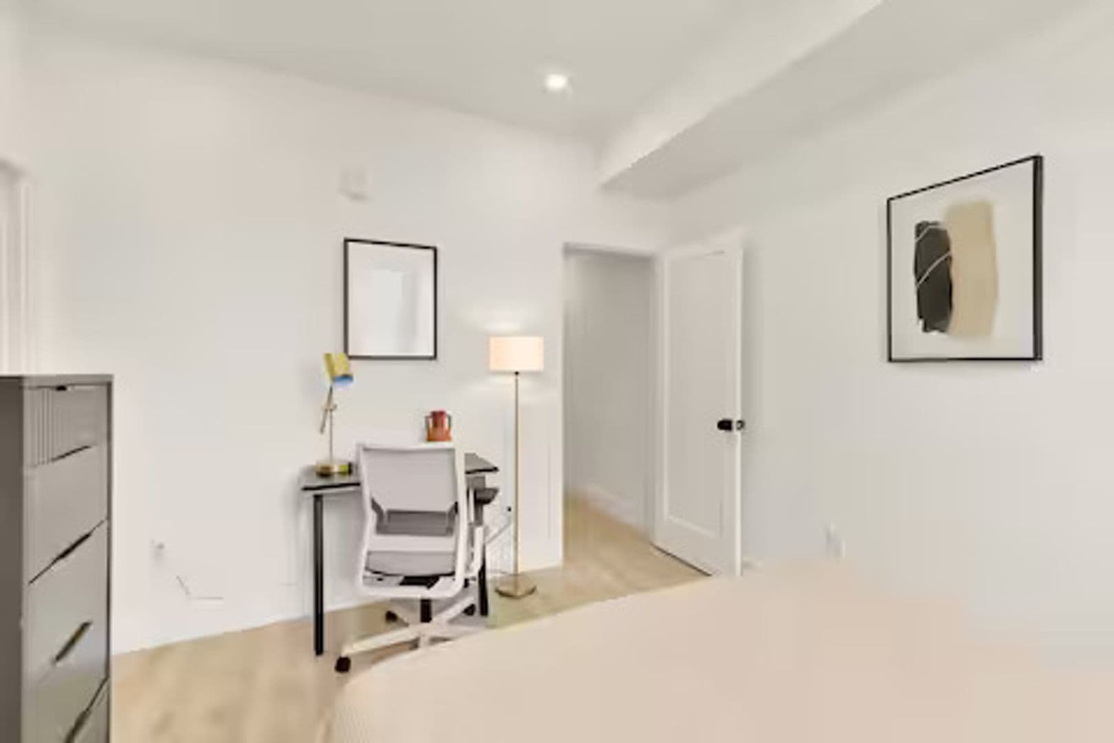 Washington Apartment: 1630 K Street, NE - Unit 3