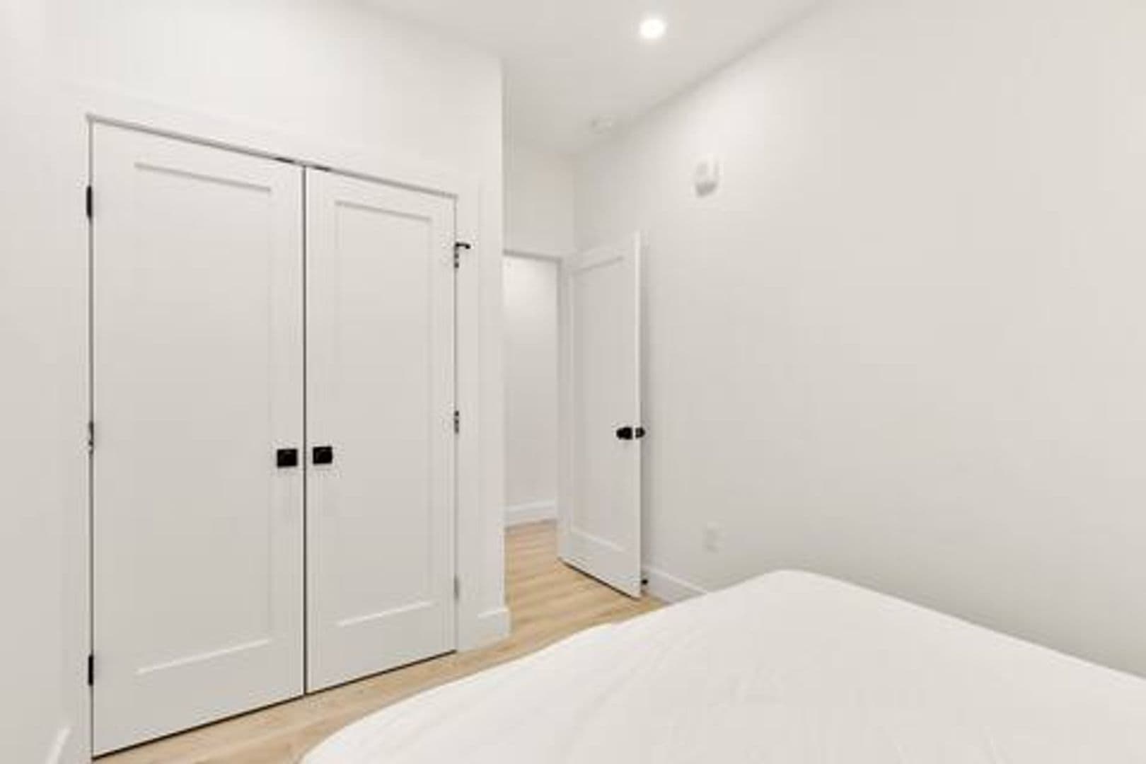 Washington Apartment: 1630 K Street, NE - Unit 3