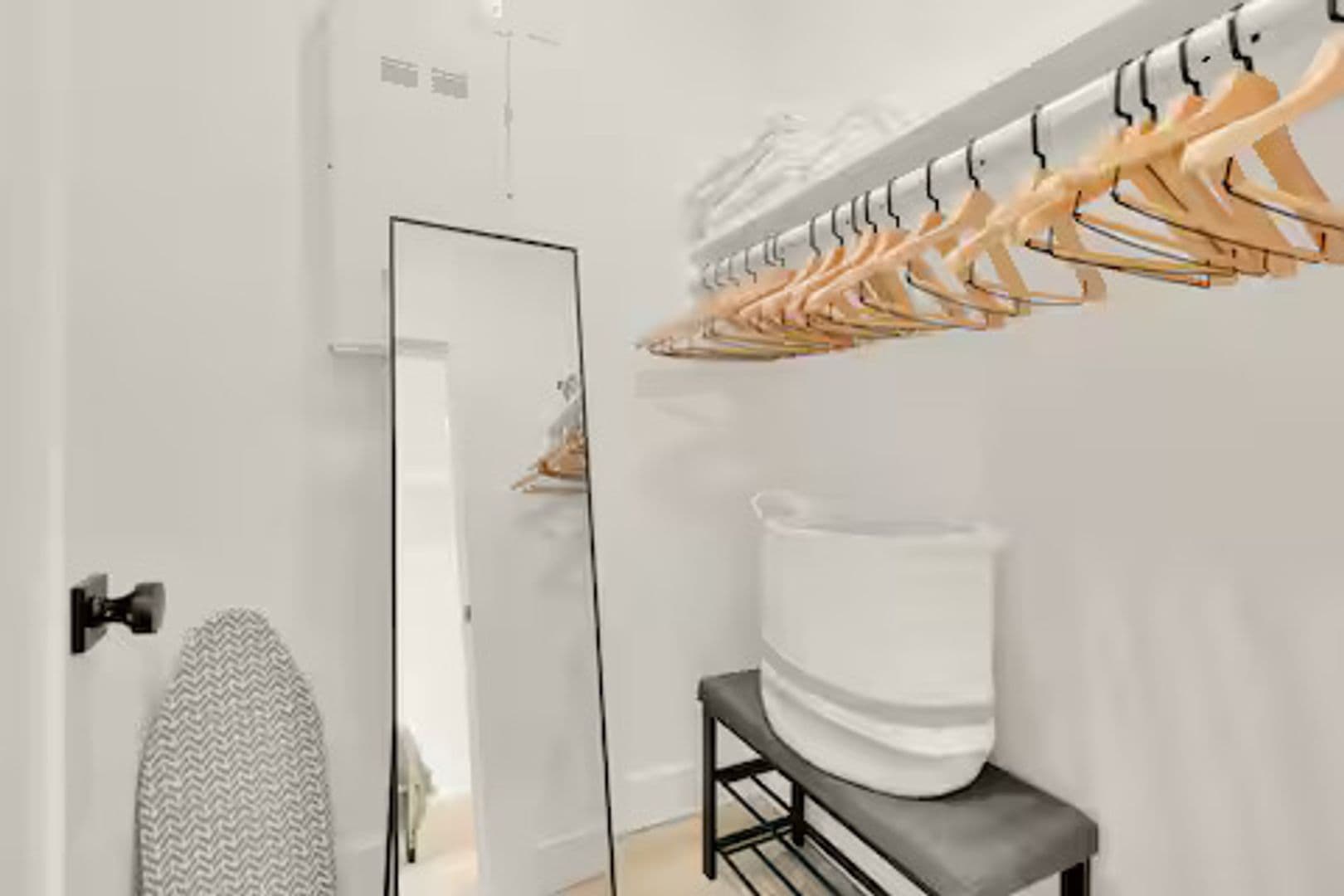 Washington Apartment: 1630 K Street, NE - Unit 3