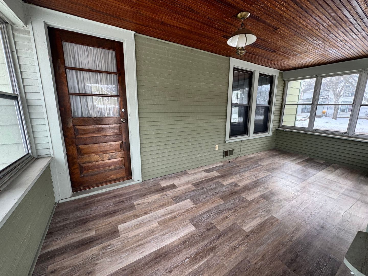 Beloit House: 403 Moore St.