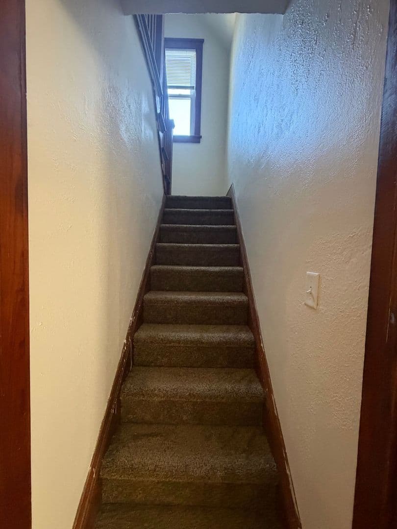 Beloit House: 733 Garfield Ave
