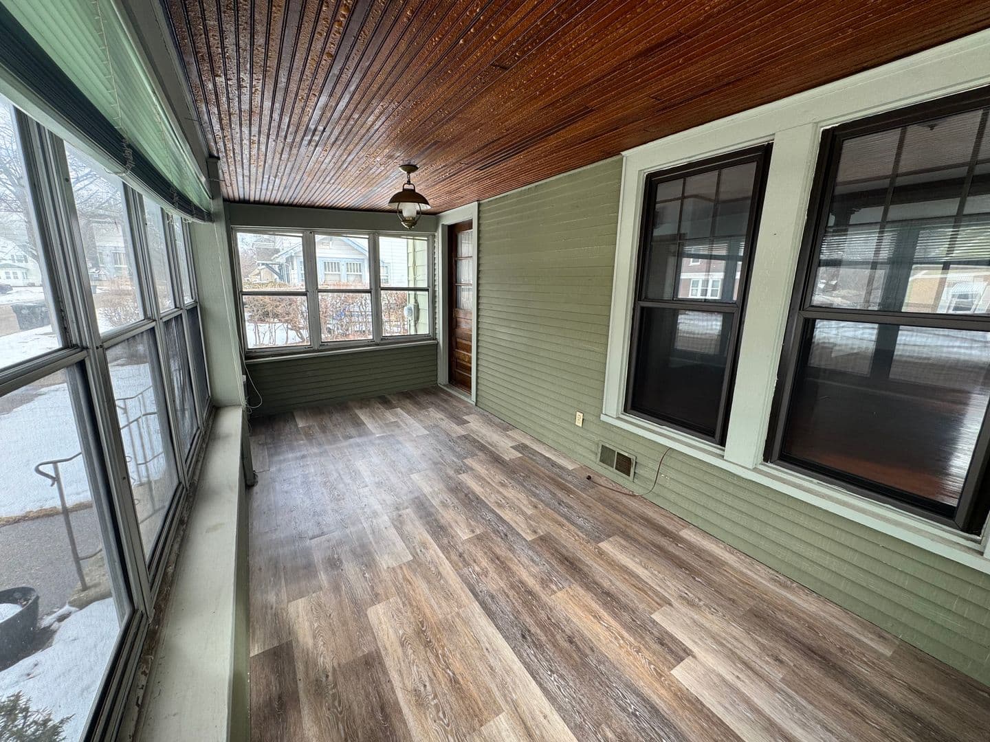 Beloit House: 403 Moore St.