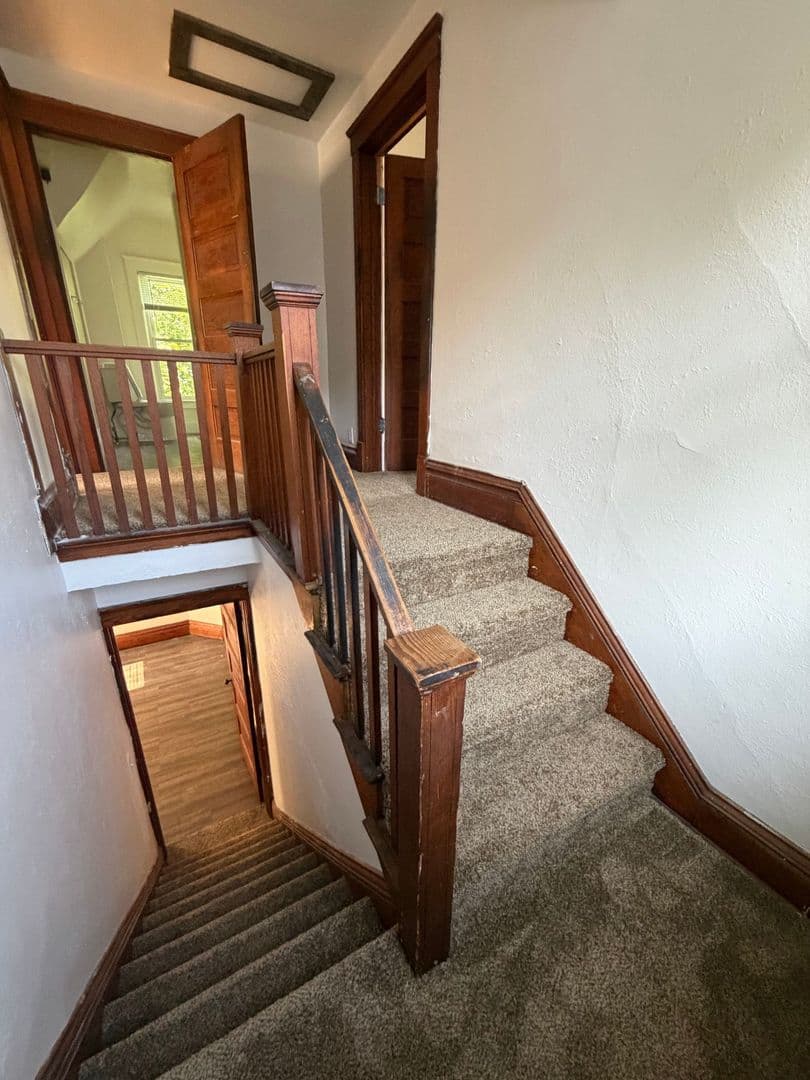 Beloit House: 733 Garfield Ave