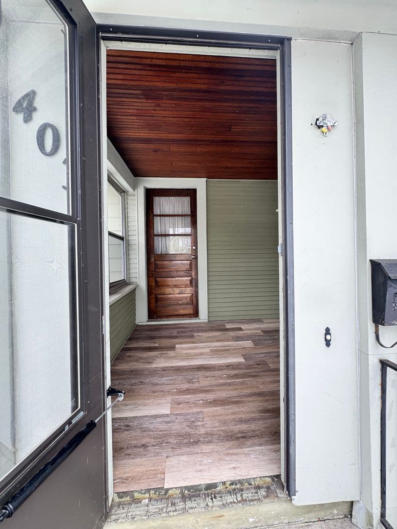 Beloit House: 403 Moore St.