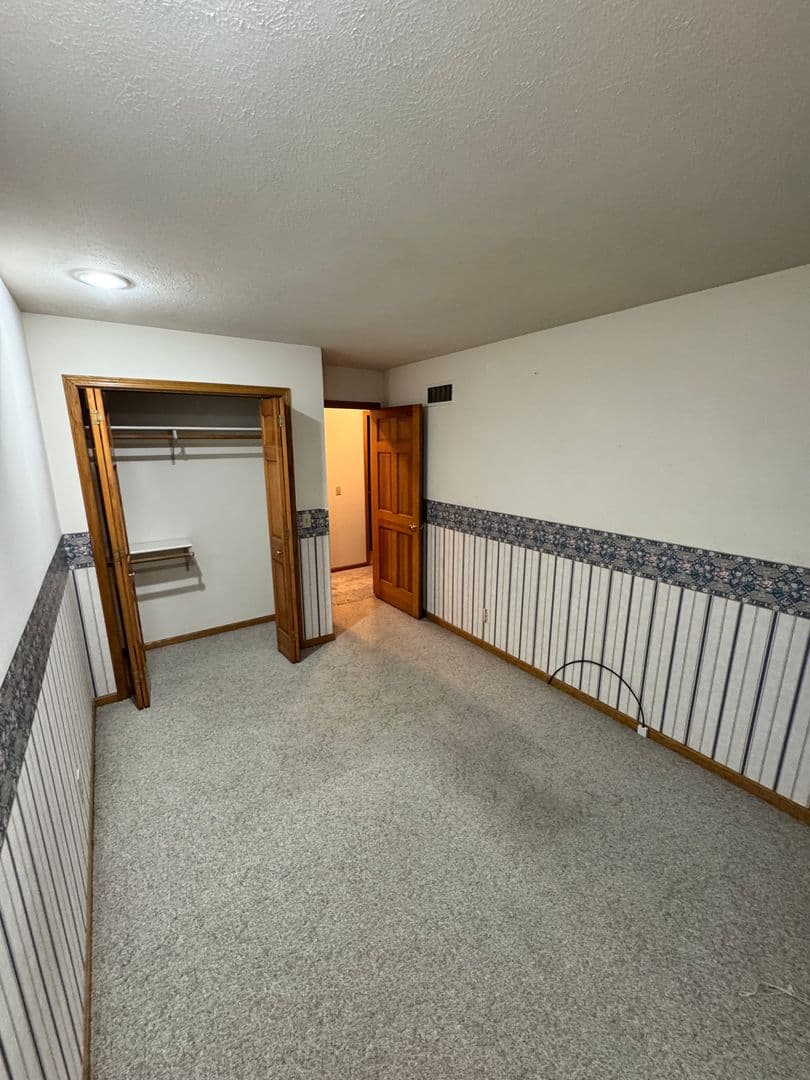 Janesville Condo: 1053 N. Wuthering Hills Dr.