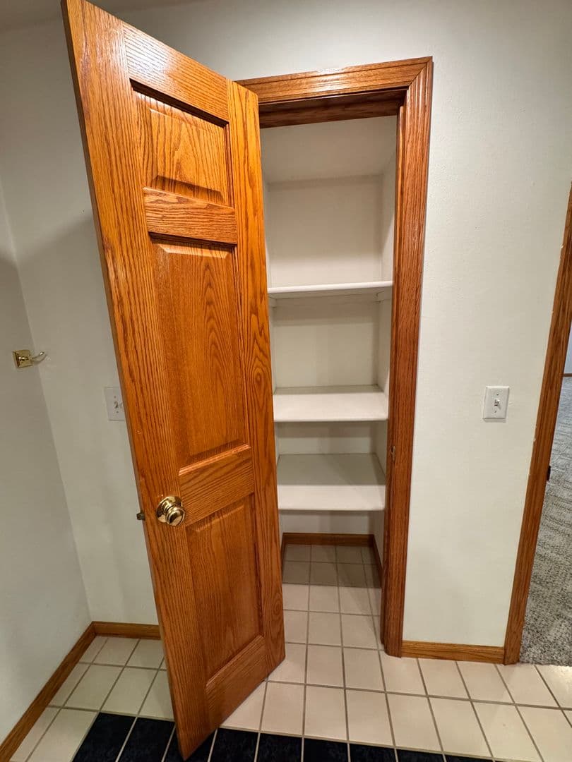 Janesville Condo: 1053 N. Wuthering Hills Dr.