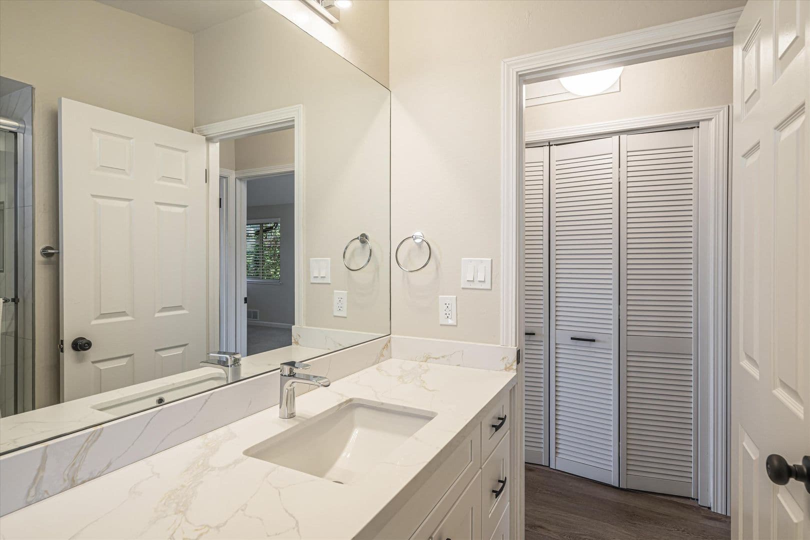 Los Gatos Apartment: 109 Cleland Avenue