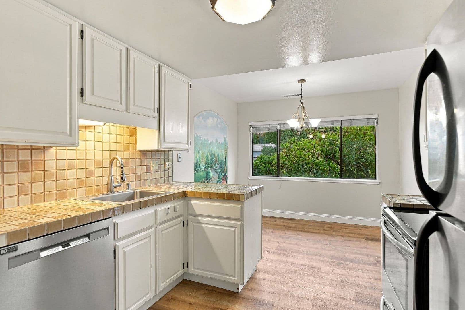 Menlo Park Condo: 2337 Sharon Road
