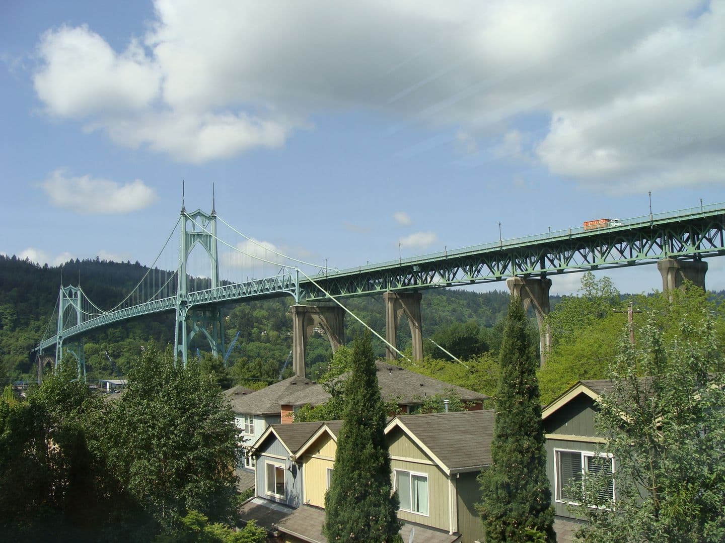 Portland Apartment: 6855 N. Burlington Ave