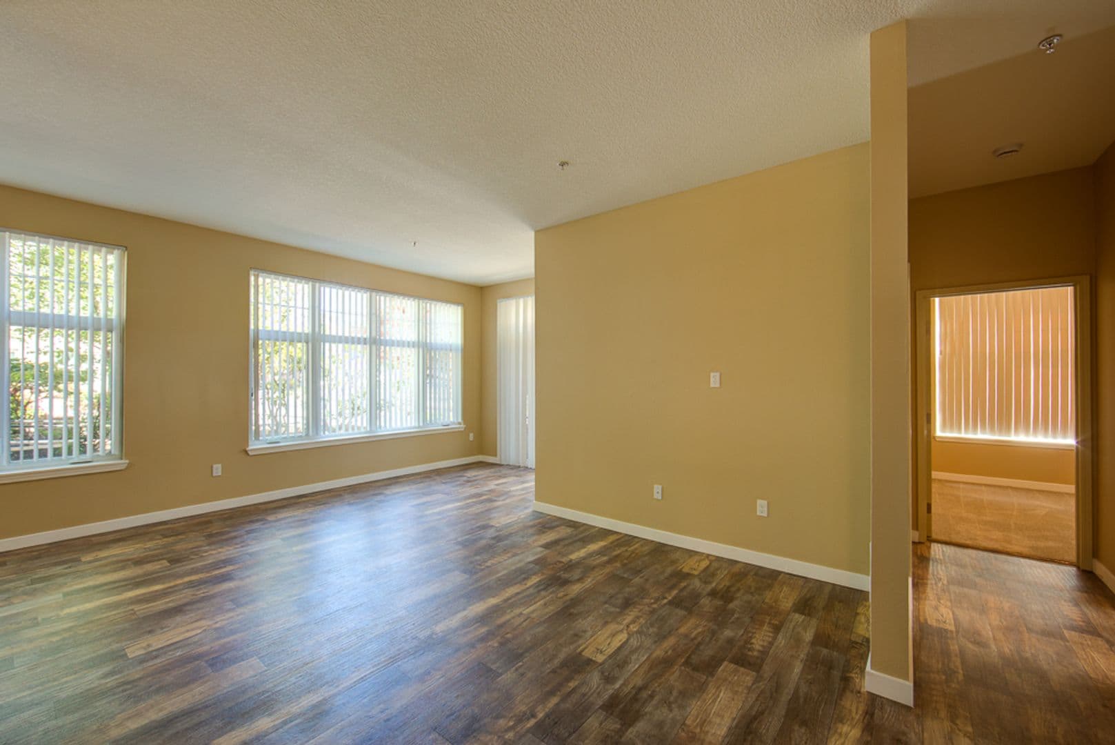 Portland Apartment: 1425 NE 7th Ave