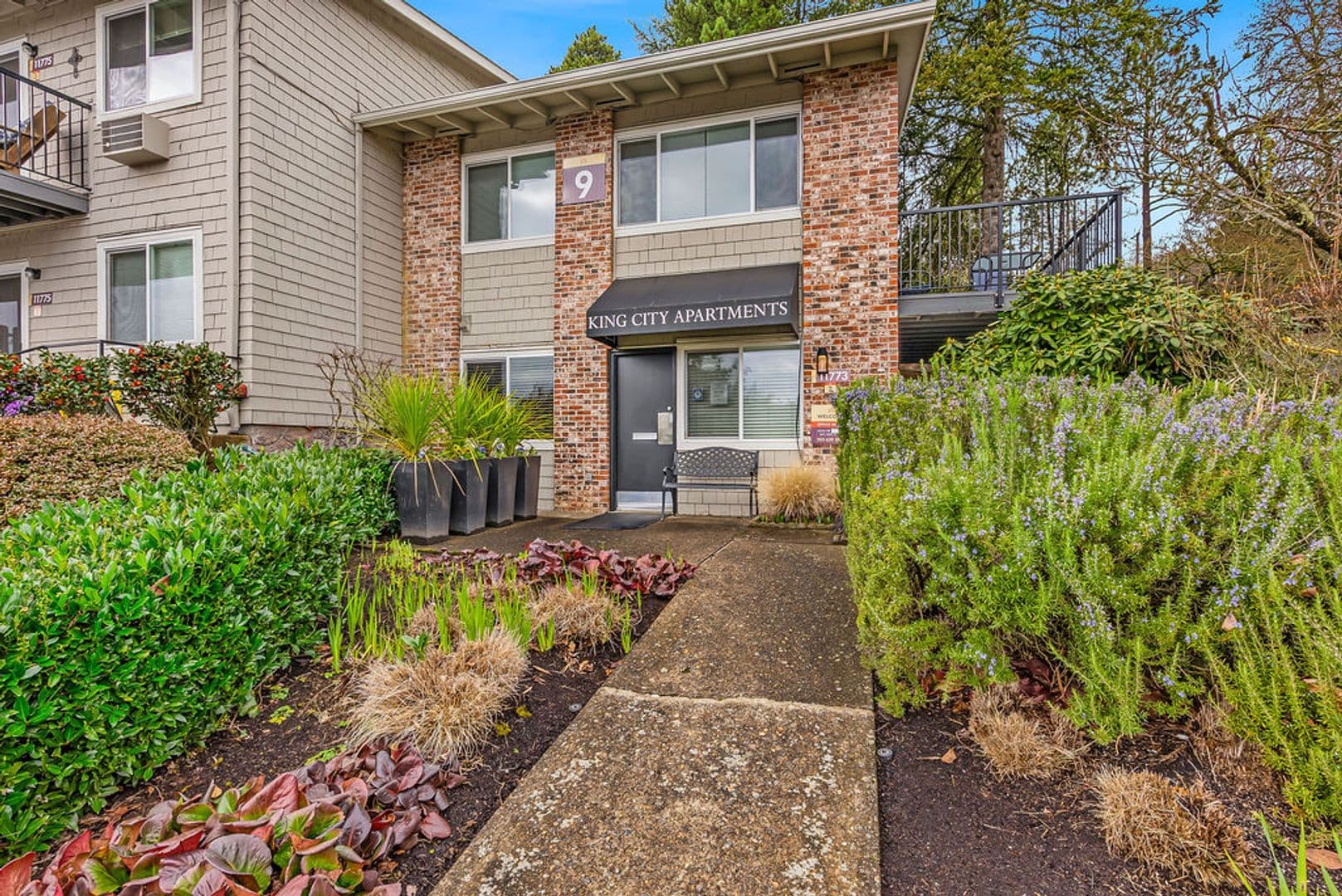 King City Apartment: 11773 SW King George Dr