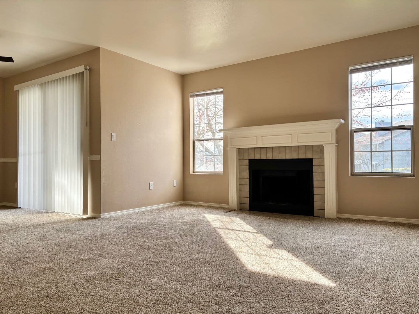 Happy Valley Apartment: 11408 SE 90th Ave