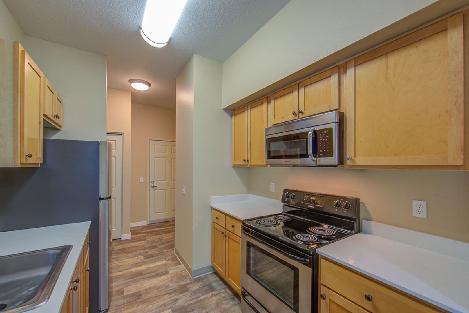 Portland Apartment: 1425 NE 7th Ave