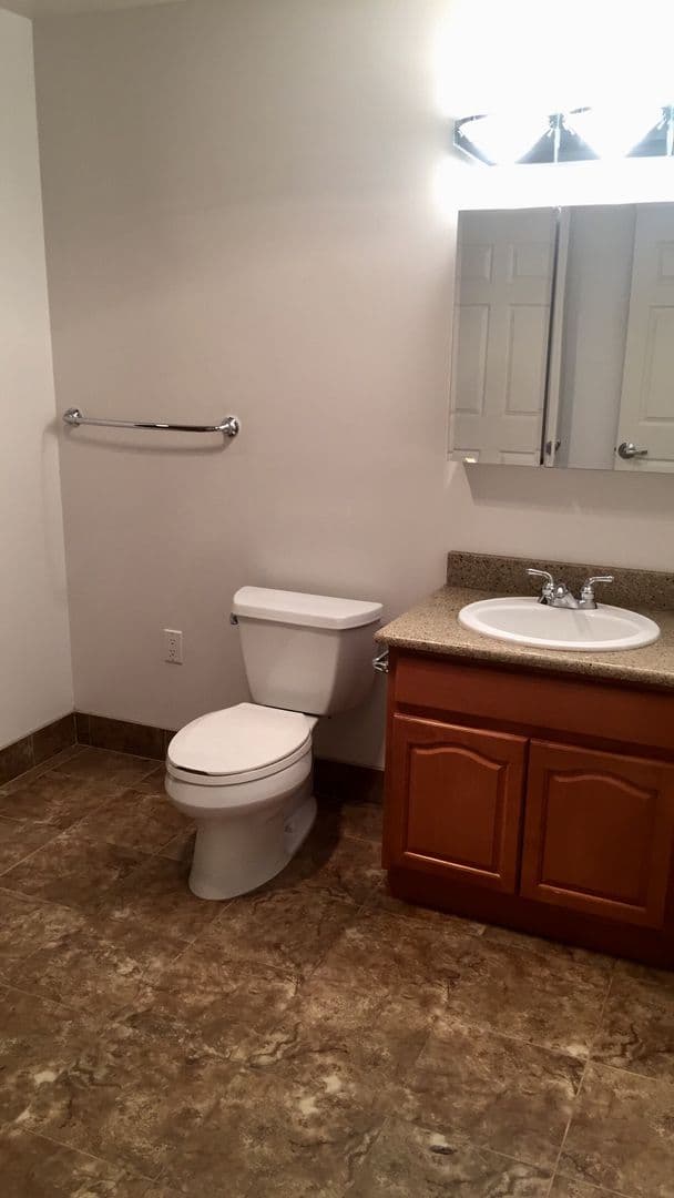 Portland Apartment: 1510 SE 44th