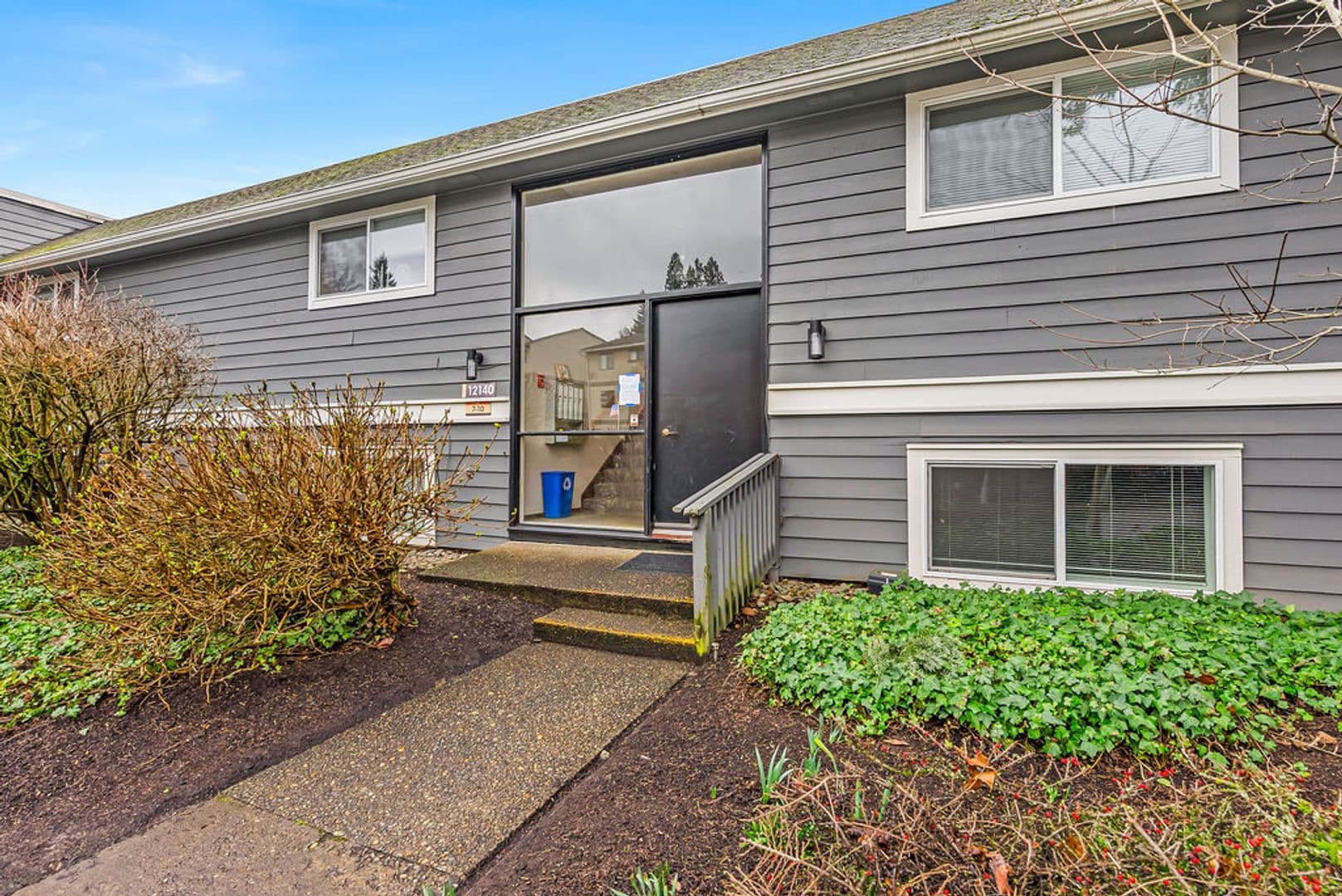 King City Apartment: 11773 SW King George Dr