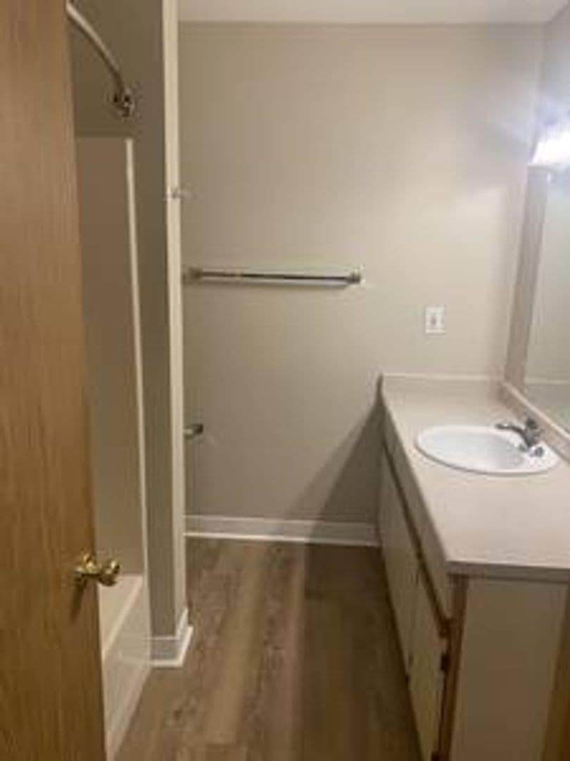 Milwaukie Apartment: 4400 SE Naef Road