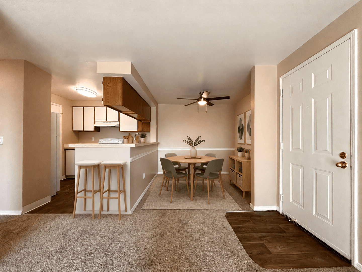 Happy Valley Apartment: 11408 SE 90th Ave