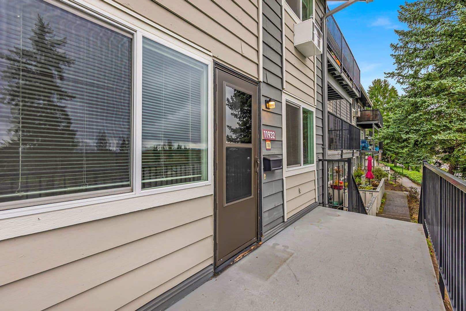 King City Apartment: 11773 SW King George Dr