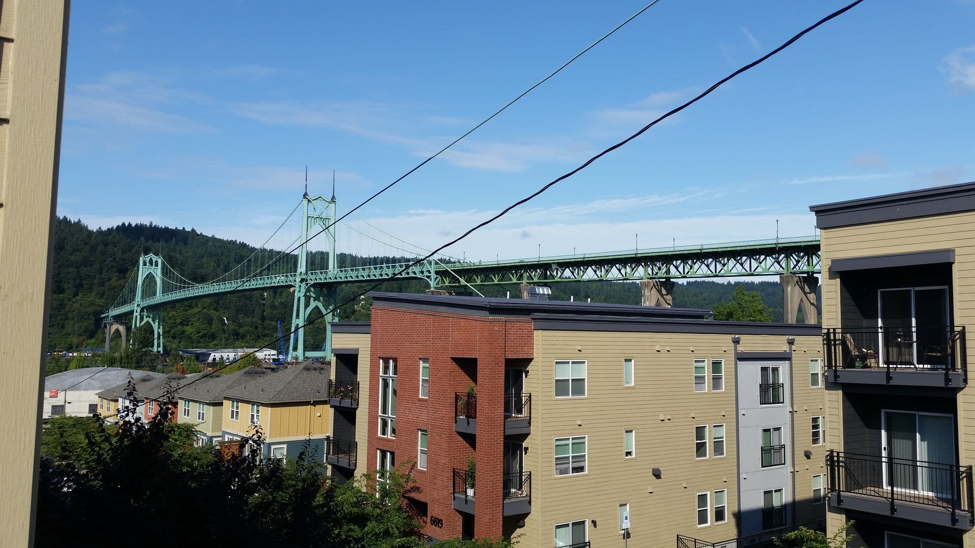 Portland Apartment: 6855 N. Burlington Ave