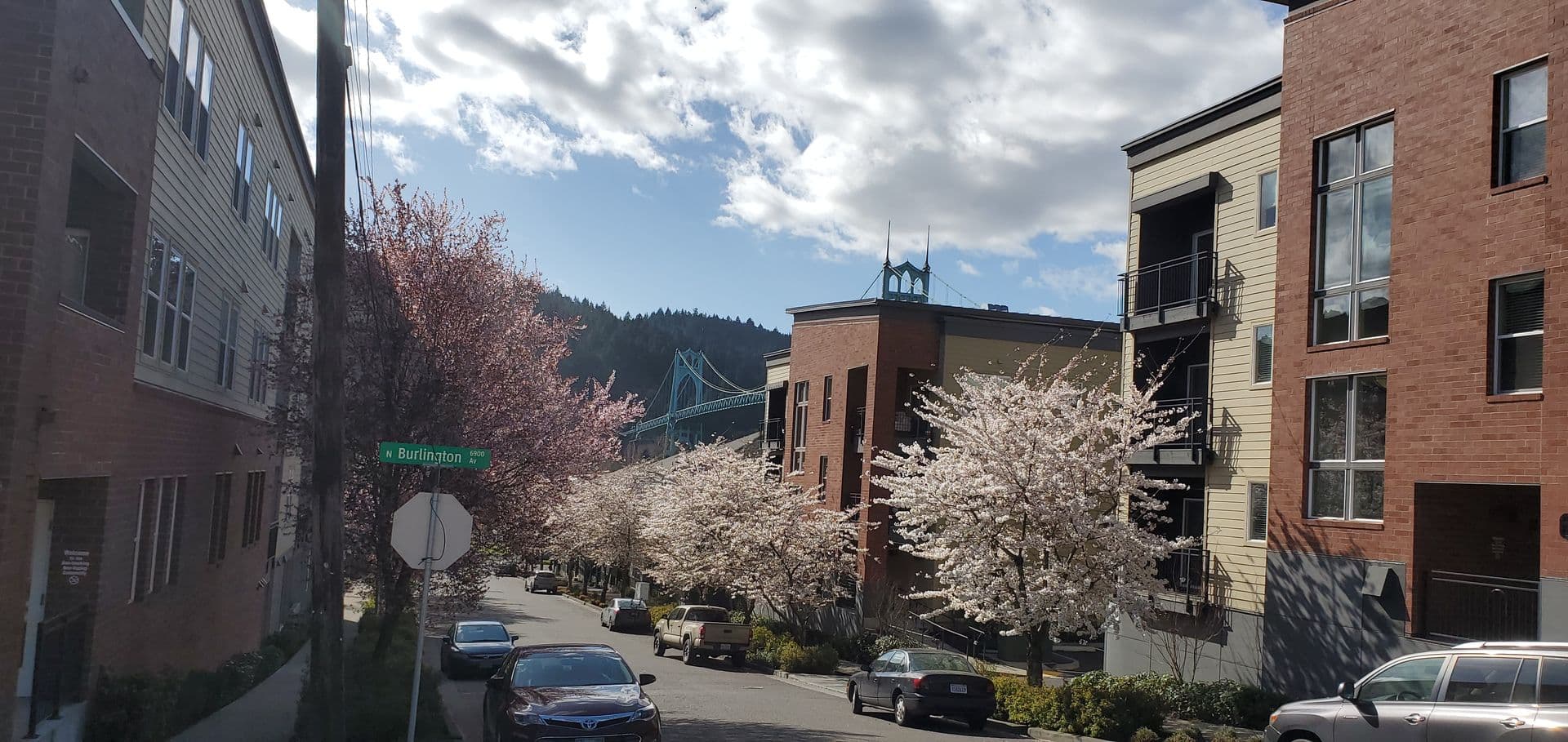 Portland Apartment: 6855 N. Burlington Ave