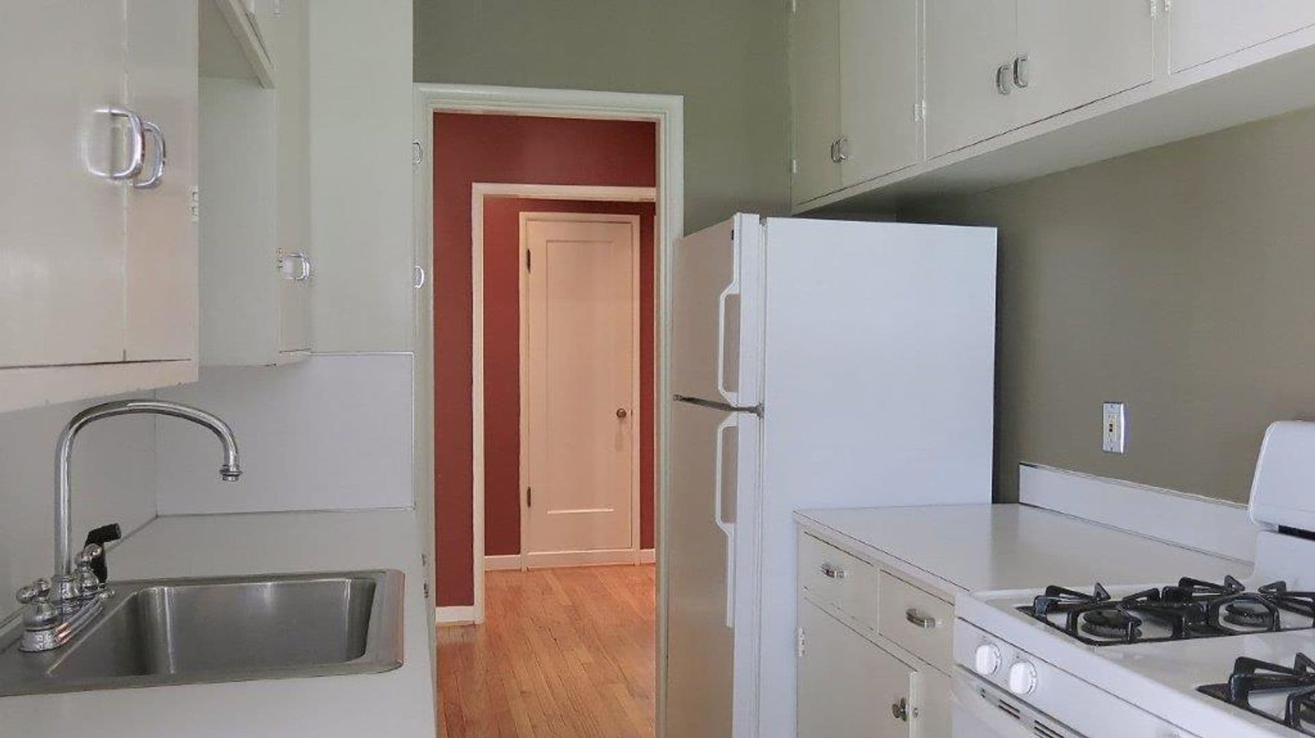 Portland Apartment: 810 SW Vista Ave