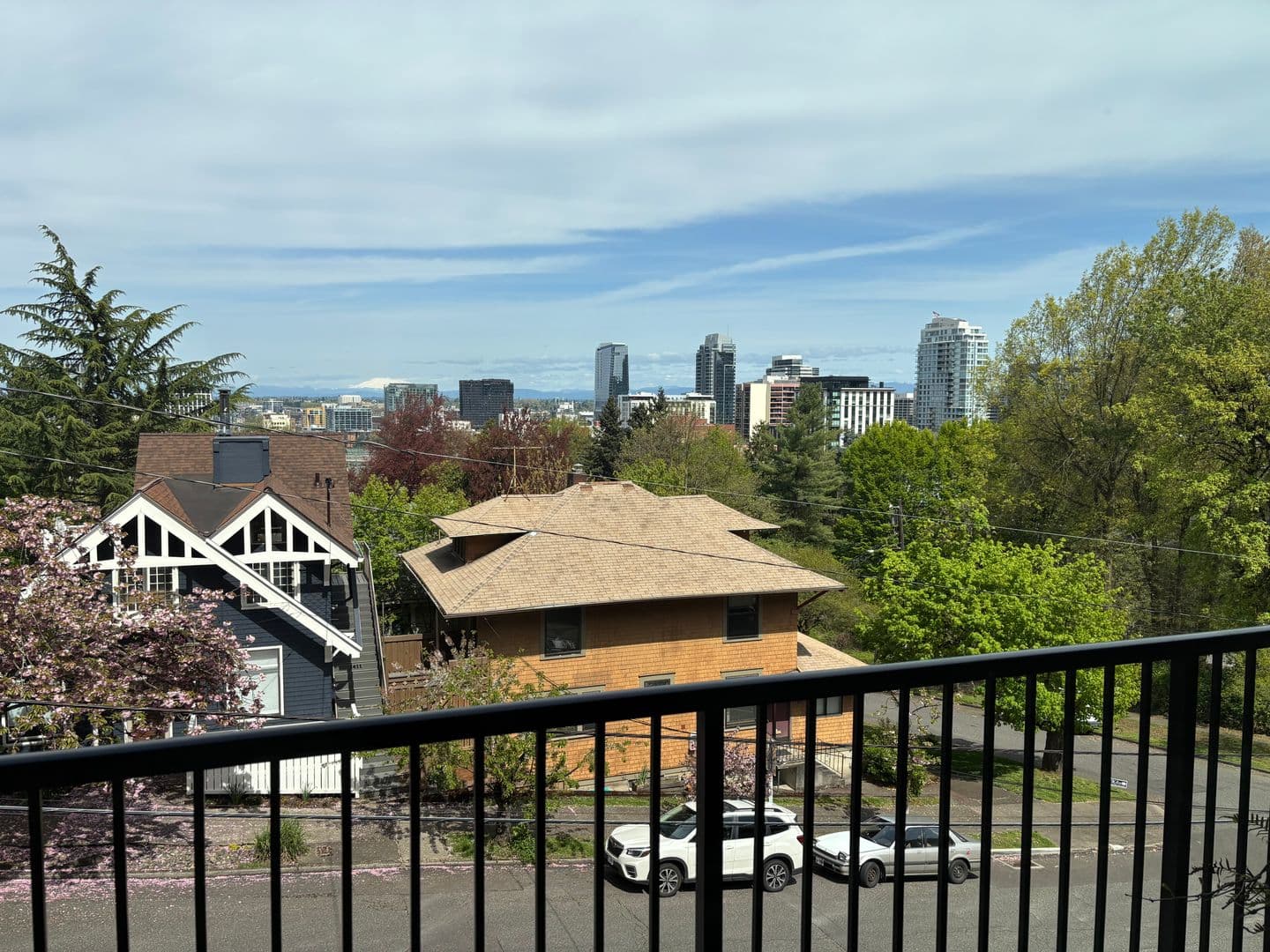 Portland Apartment: 1402-1422 SW Hall St
