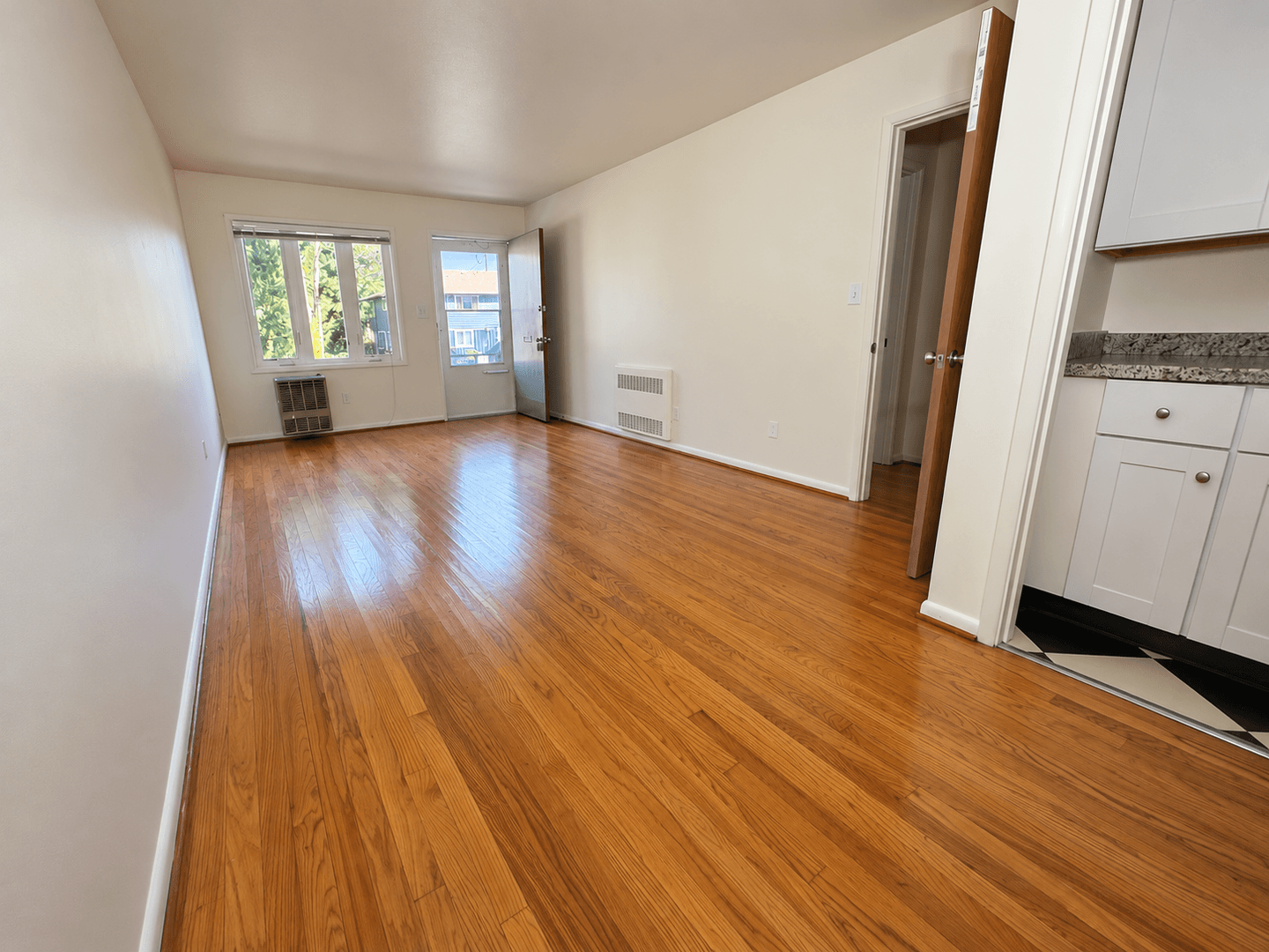 Portland Apartment: 3518-3532 SW 11th Ave