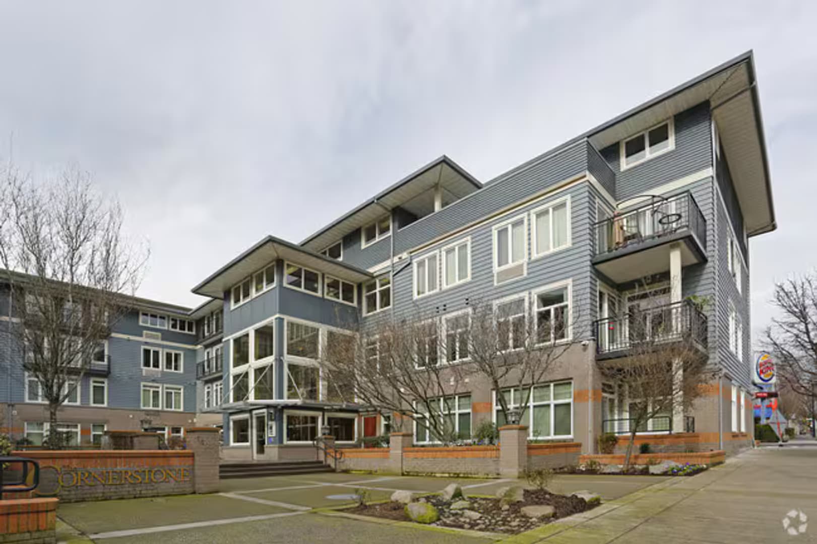 Portland Apartment: 1425 NE 7th Ave