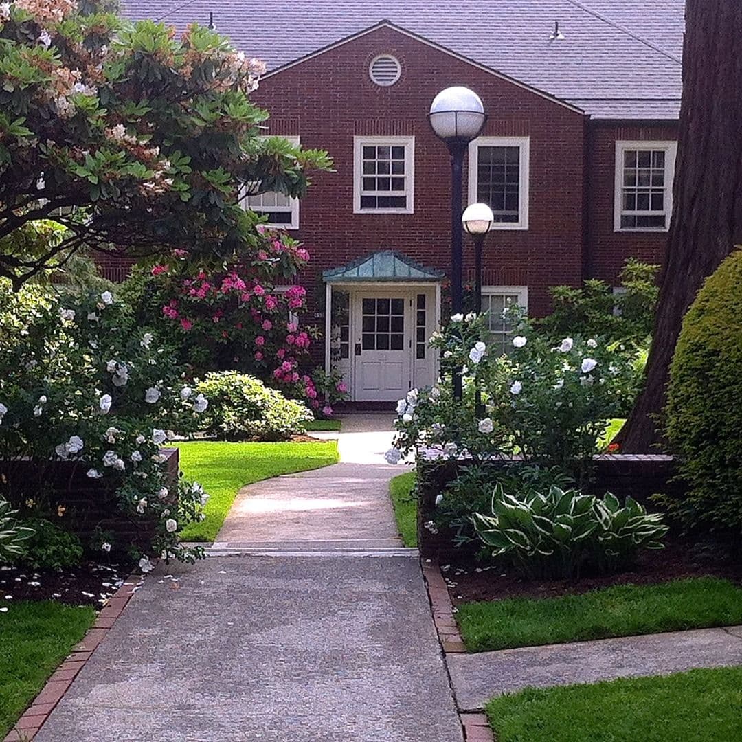 Portland Apartment: 810 SW Vista Ave