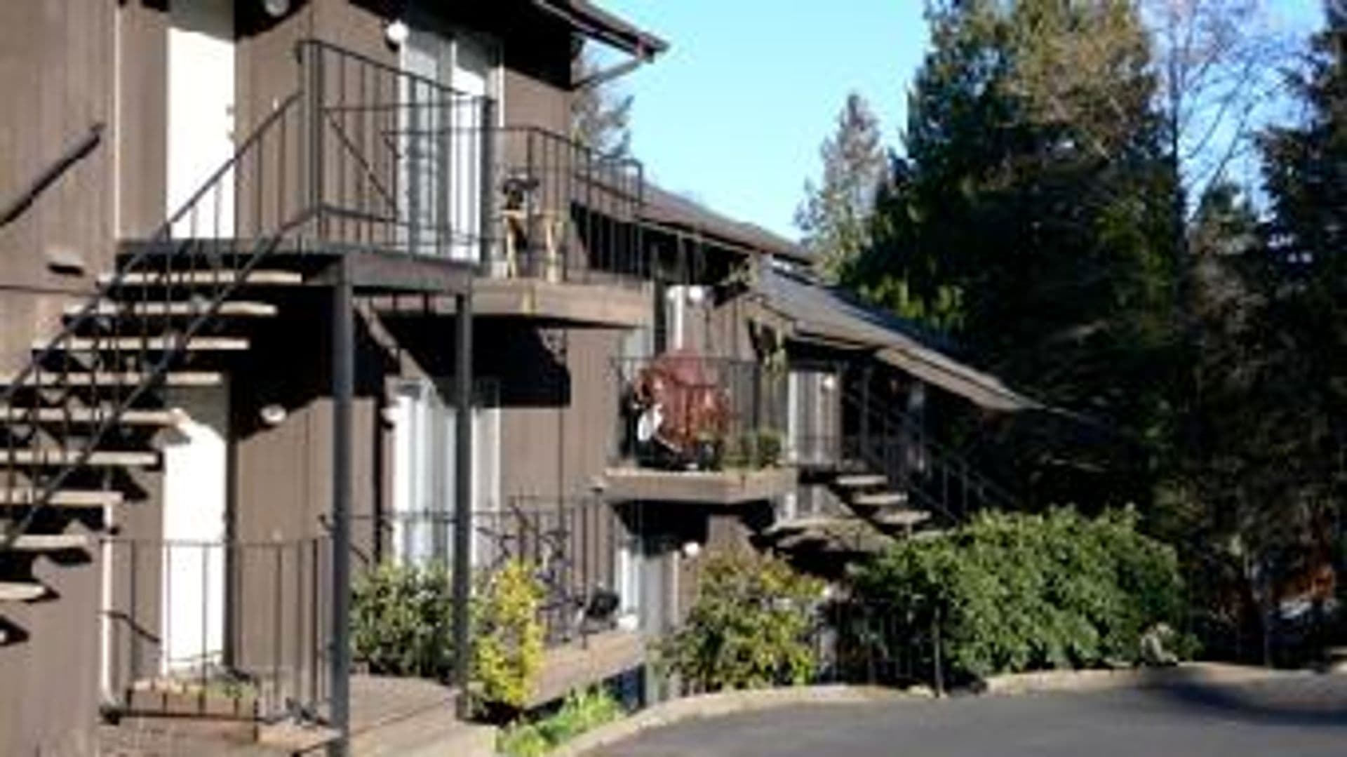 Portland Apartment: 3518-3532 SW 11th Ave