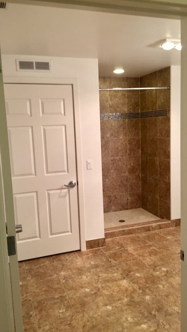 Portland Apartment: 1510 SE 44th