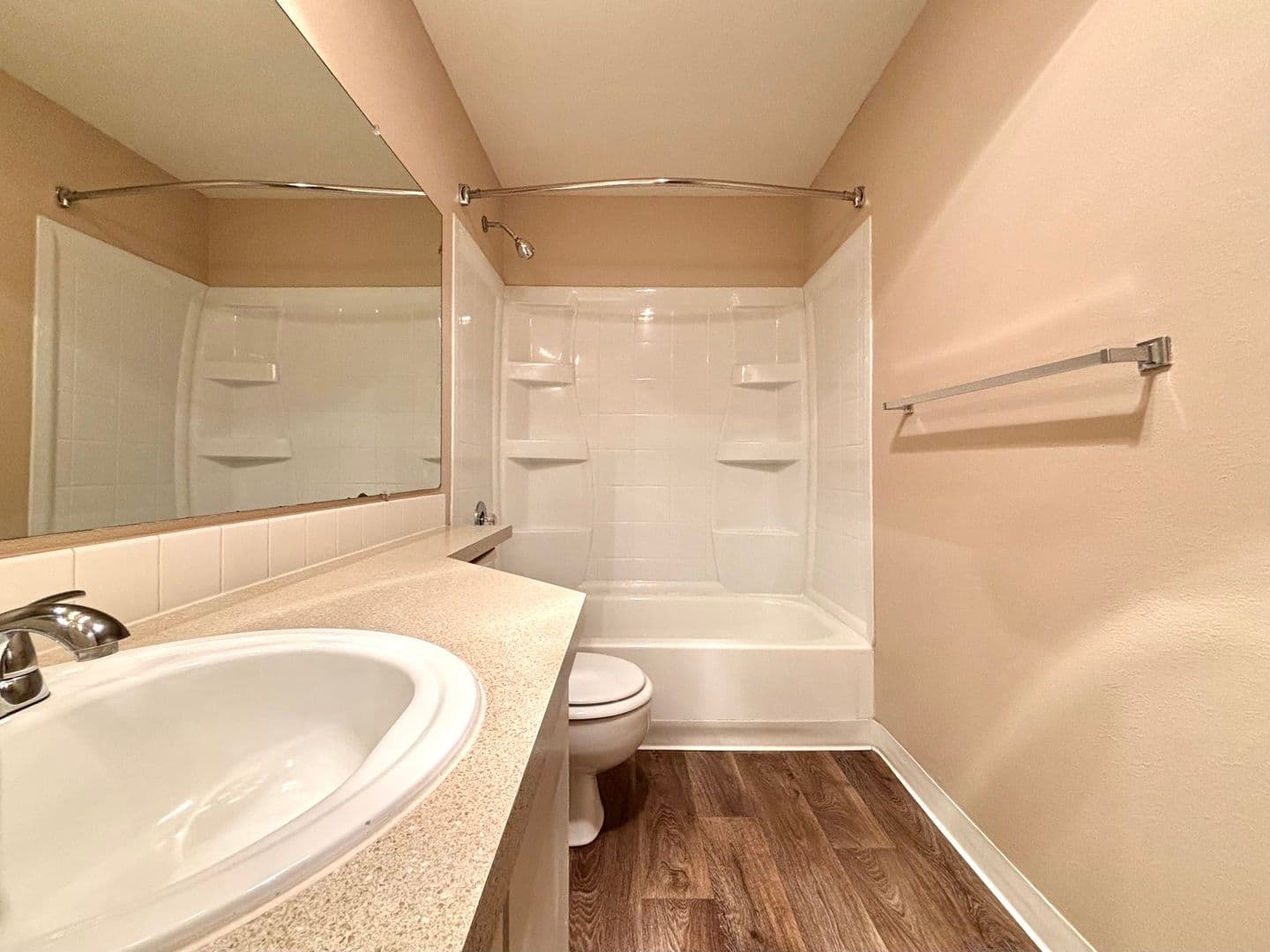 Happy Valley Apartment: 11408 SE 90th Ave