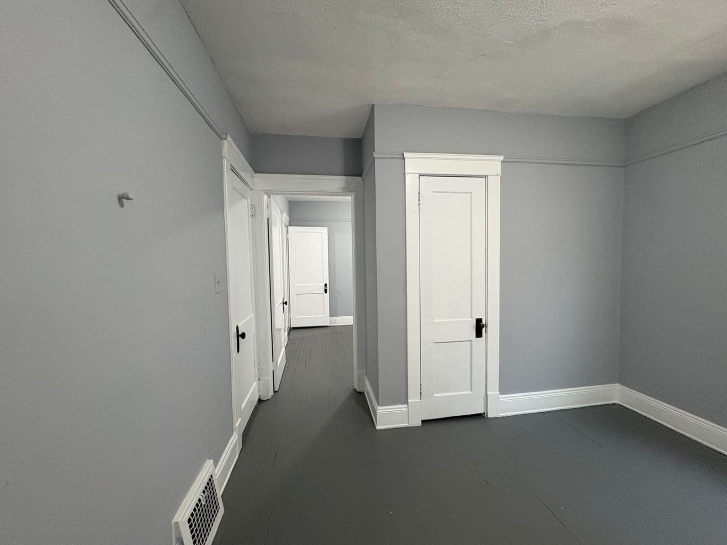 Cleveland Apartment: 15624 Halliday Ave