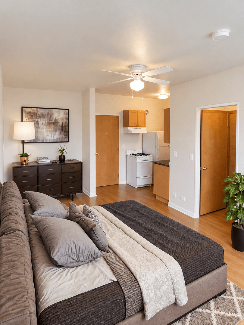 Chicago Apartment: 4031 N. Kenmore