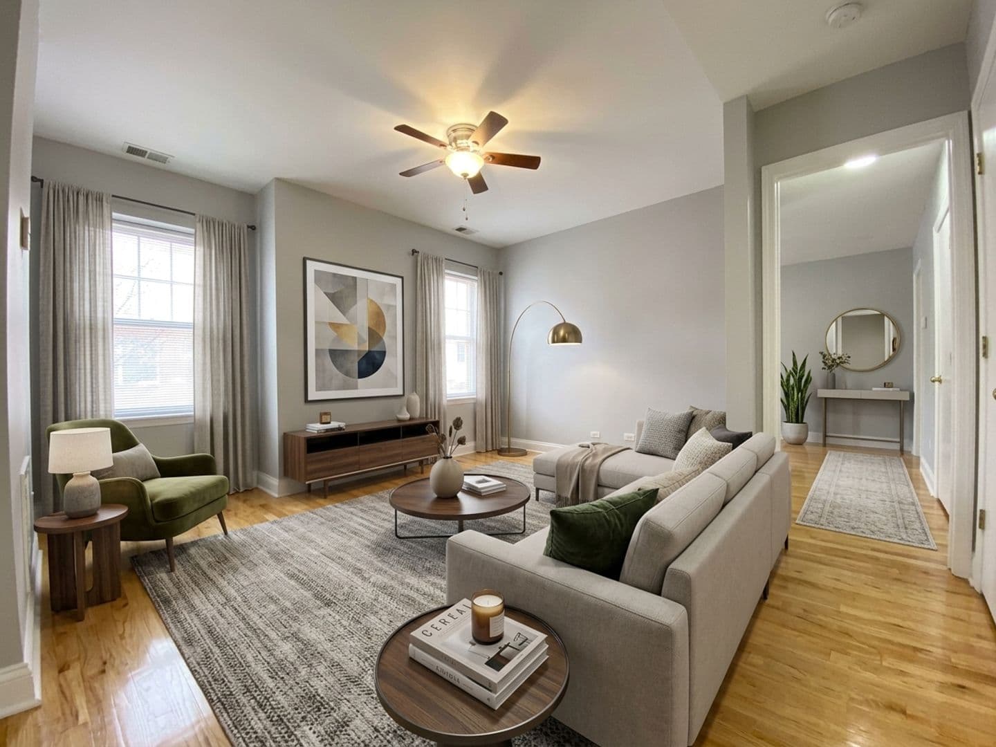 Chicago Apartment: 4450 N. Sheridan