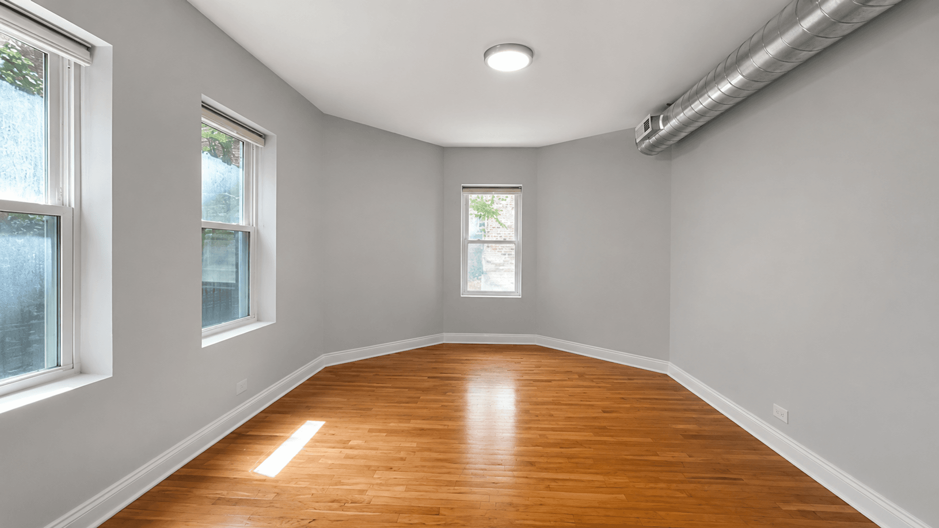 Chicago Apartment: 6981 N. Sheridan Road